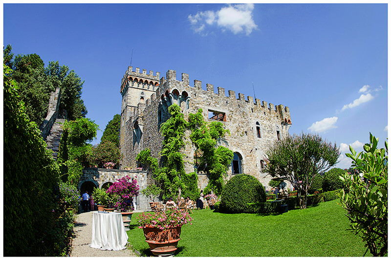Castello di Vincigliata wedding venue under a Italian blue sky