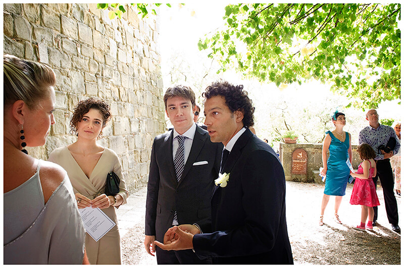Tuscany Wedding Photography guests in conversation