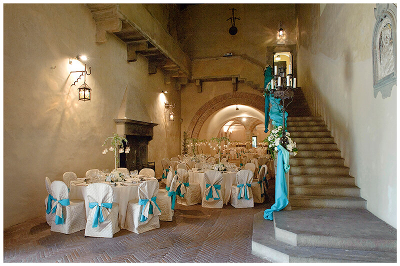Castel di Poggio Tuscany Wedding venue stunning dining area and staircase