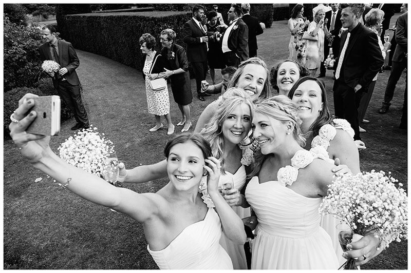 bridesmaids selfie