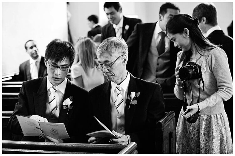 Leicestershire Kirby Muxloe wedding guests in church